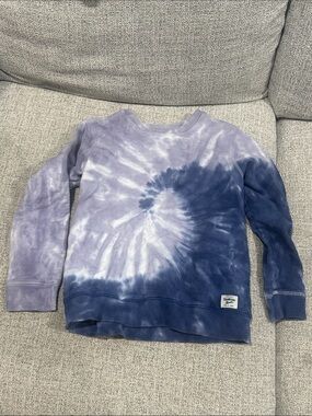 6/$25 tie dye sweatshirt